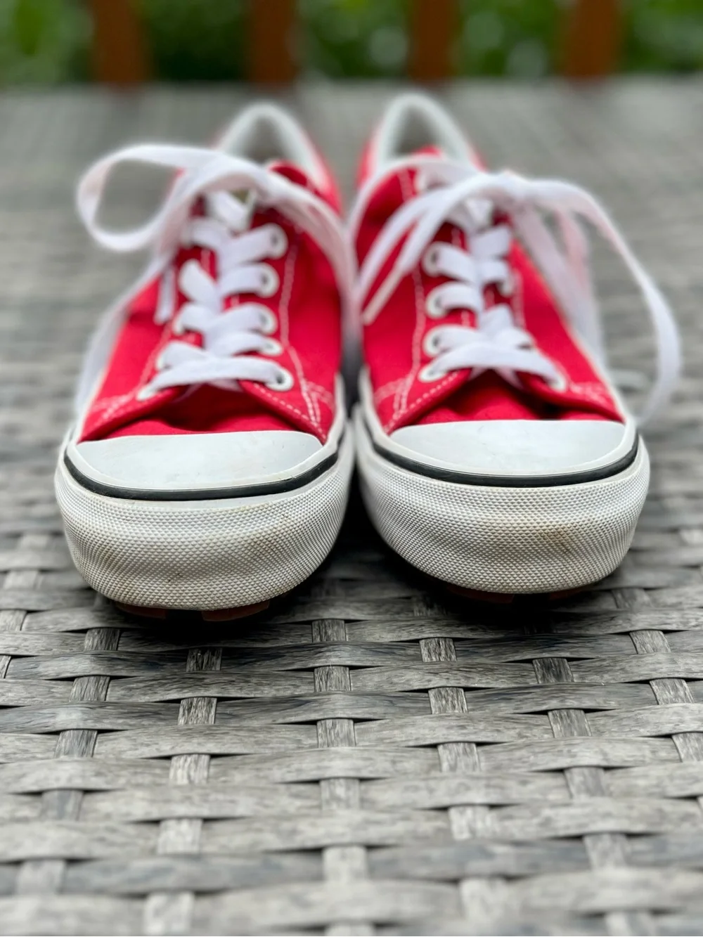 Vans Red Canvas Low-Top Sneakers with White Laces Skater Streetwear Style